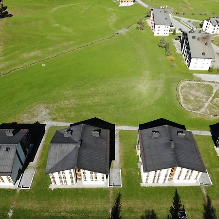 Ski-in Ski-out-apartment Mountain Nest *